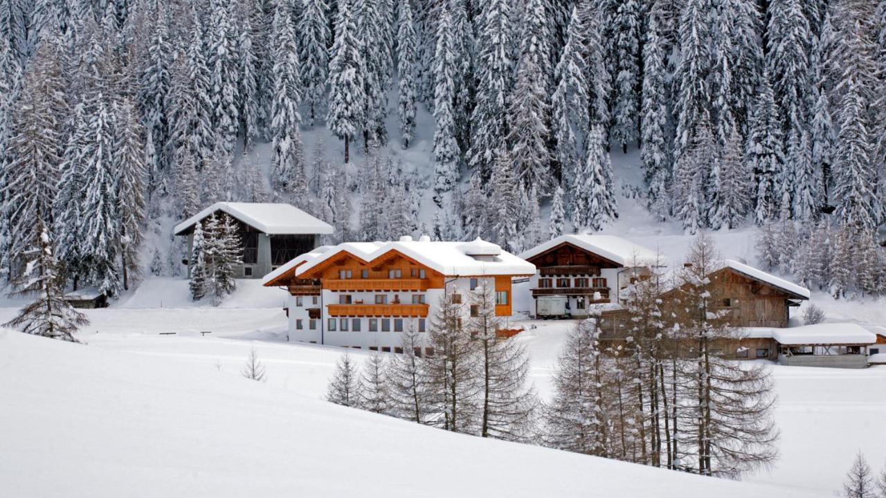 Gasthof Pension Innerhutt Pfelders Exterior foto
